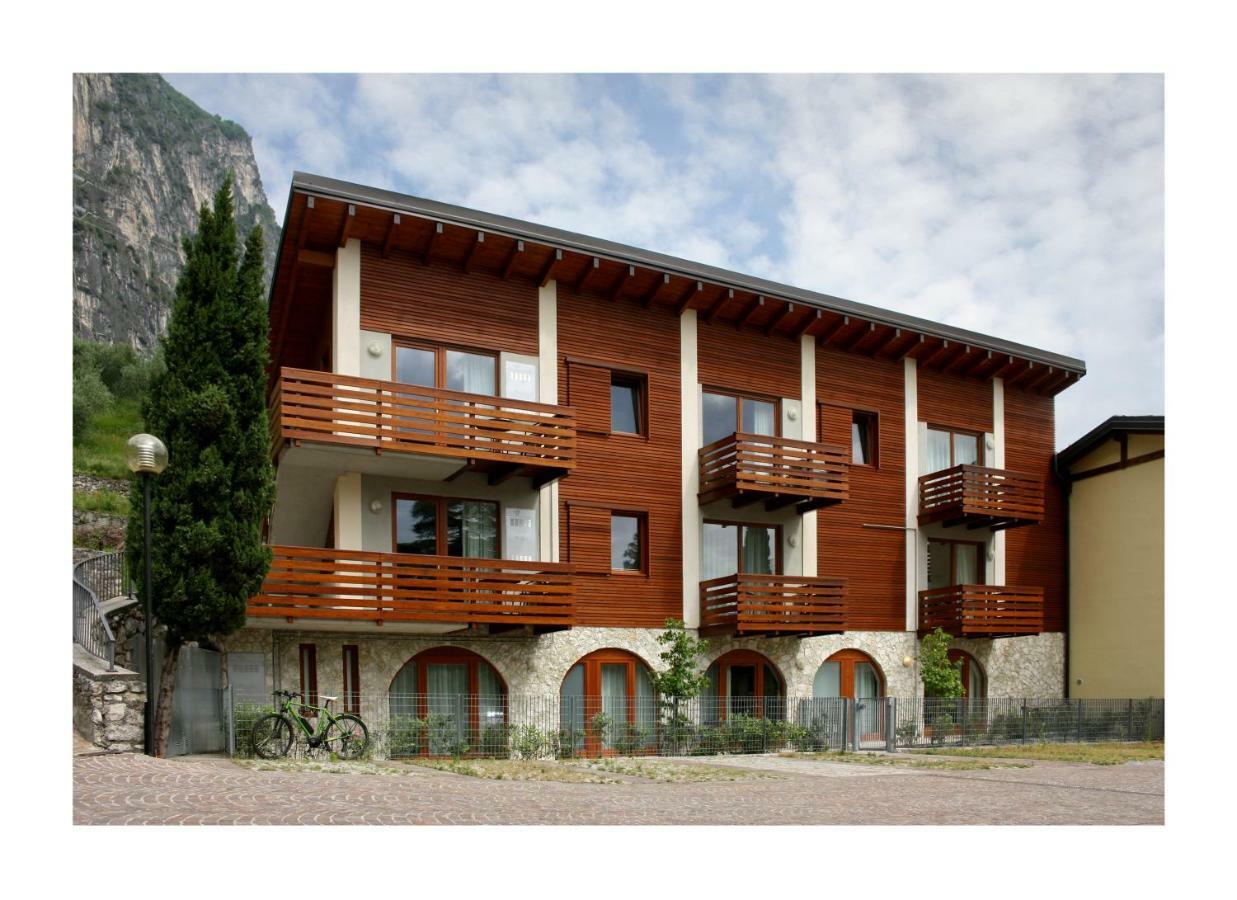San Giacomo Apartments 加尔达湖滨 外观 照片